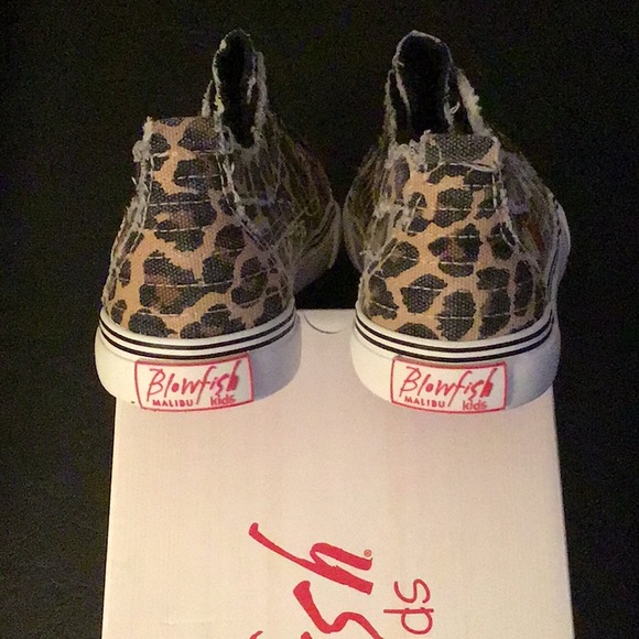 Kids - Canvas animal print sneakers - Picture 4 of 4